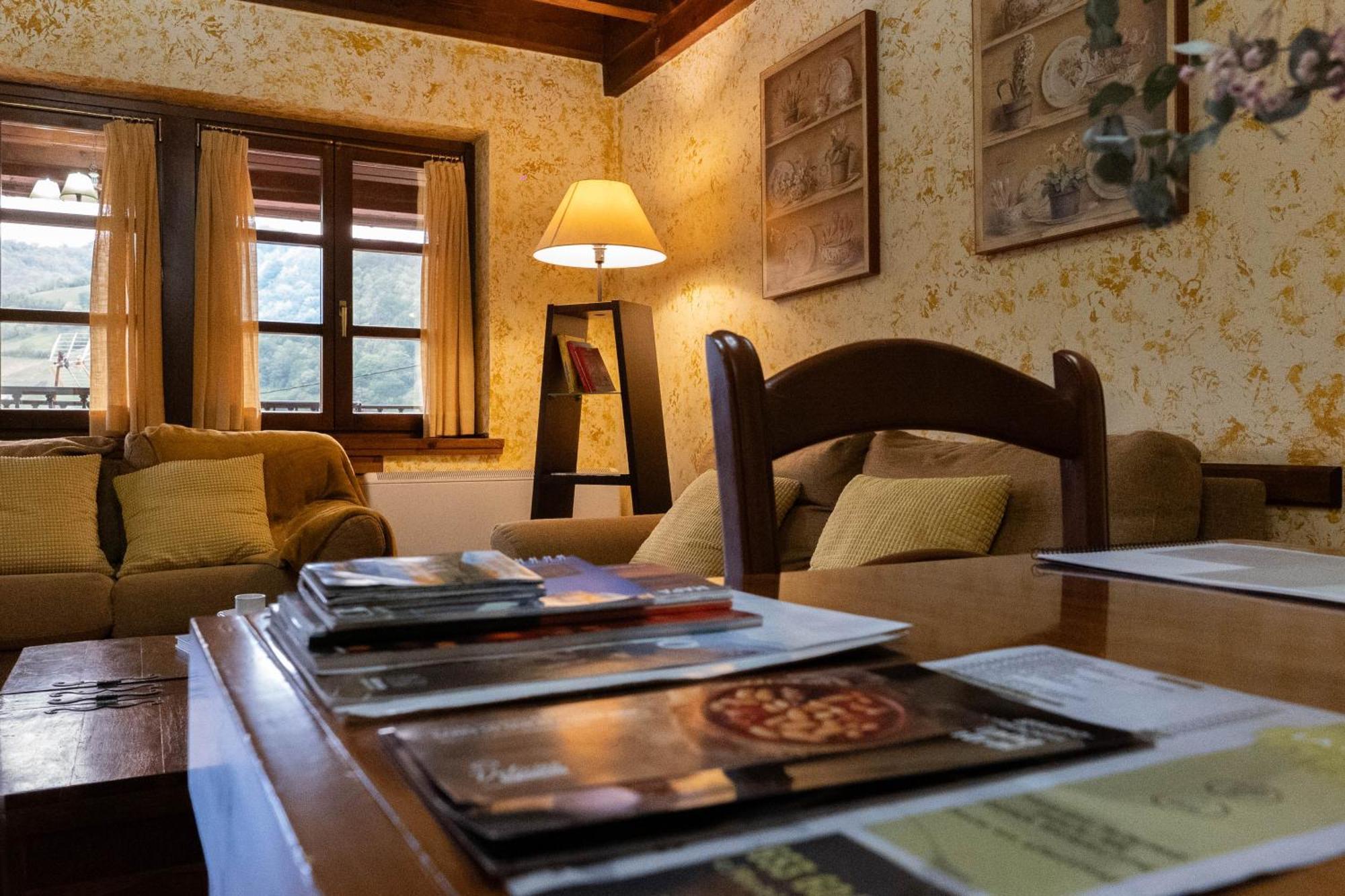 Apartamentos Rurales San Feliz Pola de Lena Exteriér fotografie